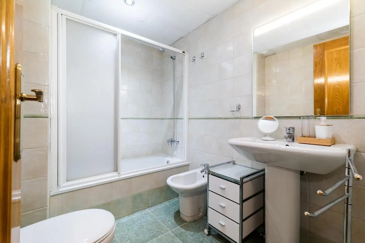 Apartamento Palacio Centrico Y Silencioso 4-8 Personas Granada